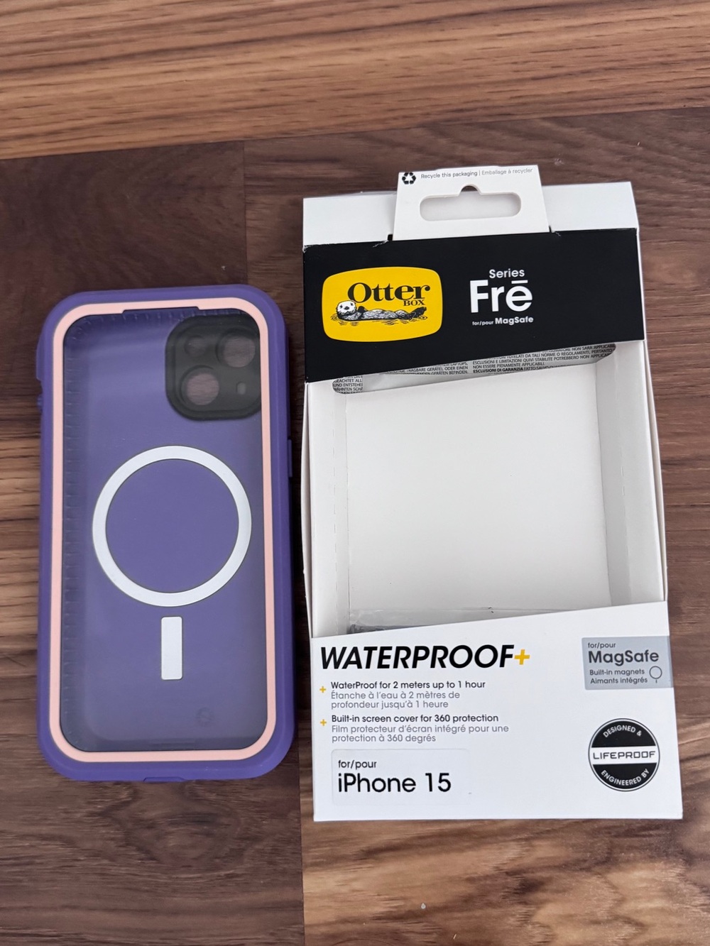 OtterBox Fre MagSafe Waterproof iPhone 15 Case in Purple with Pink Trim